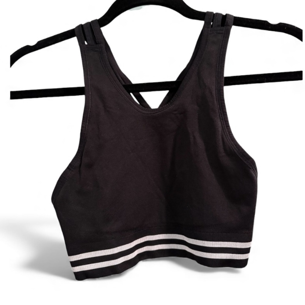 NUX Women Black Strappy Criss Cross Back High Neck Sports Bra Size Small